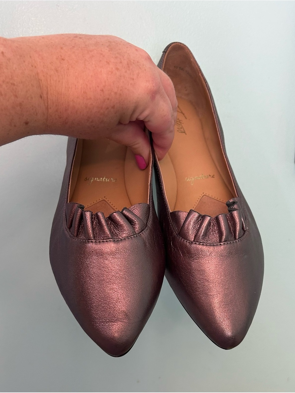 Trotters Leather Ruffle Elsie Pewter Pointed Toe Shoes Flats Women’s SZ 10.5